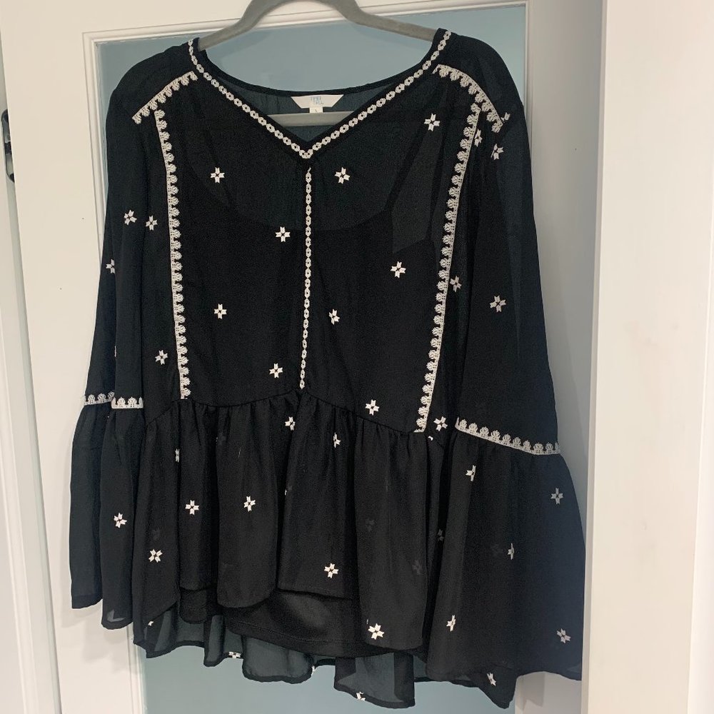 TIME & TRU Black Blouse Size L (12-14) With Tank Top